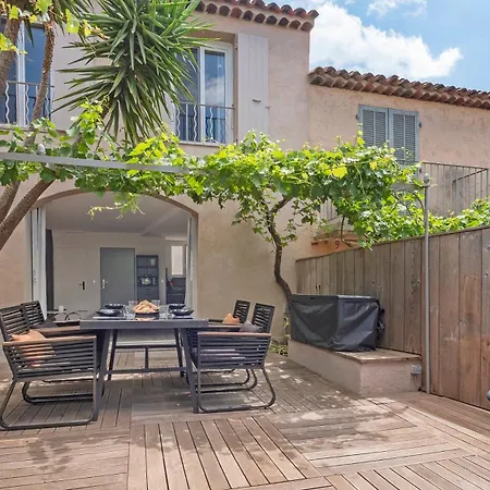 Holiday home Happy Tropez, Au Coeur Du Village De