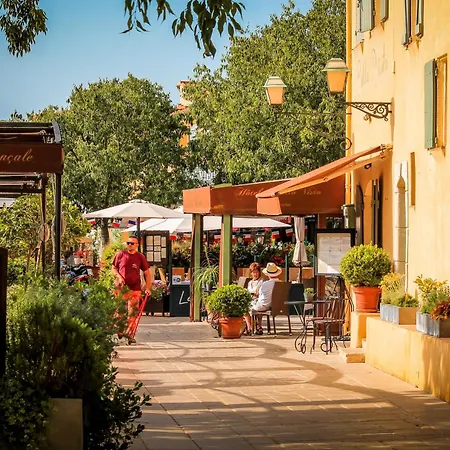 Happy Tropez, Au Coeur Du Village De * Gassin